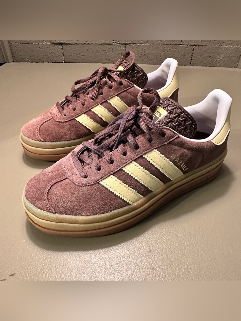 Adidas Gazelle Bold Lace Up Women’s Brown Sneakers Casual Shoes JI2697 SIZE 8.5